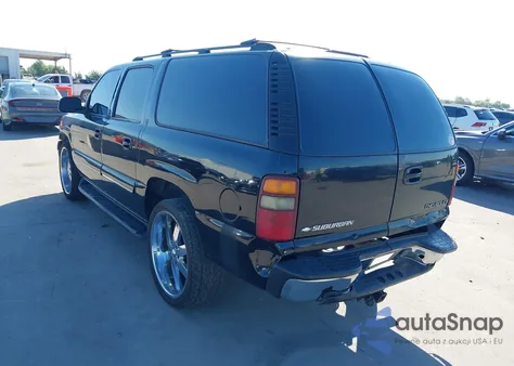 2001 Chevrolet Suburban C1500 z USA, uszkodzony, nr VIN 1GNEC16T71J245188